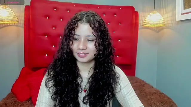 mayamoira1 online show from January 29, 2025, 12:35 pm