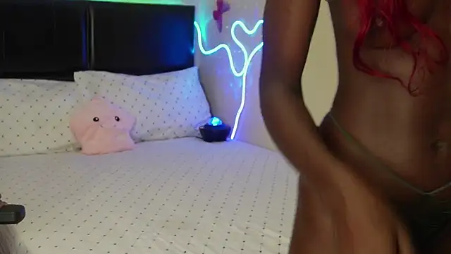 Snapshot of sweet_melanin21 chatting on December 14, 2024, 3:50 am sweet melanin21 online show from December 14, 2024, 3:50 am