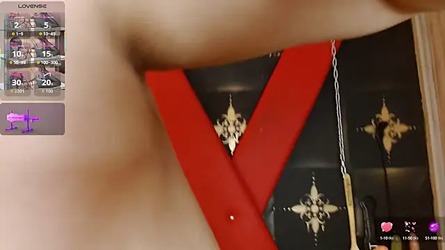 Snapshot of jolie_colette chatting on September 19, 2025, 8:57 pm jolie colette online show from September 19, 2025, 8:57 pm