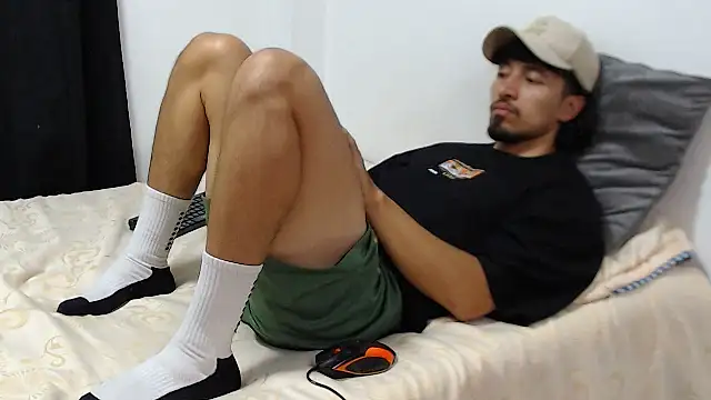 Snapshot of darekgates chatting on September 19, 2025, 7:40 pm darekgates online show from September 19, 2025, 7:40 pm