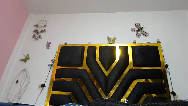 Snapshot of Helennahot chatting on September 27, 2025, 1:28 pm Helennahot online show from September 27, 2025, 1:28 pm