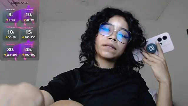 Putaku San online show from October 7, 2025, 4:02 am