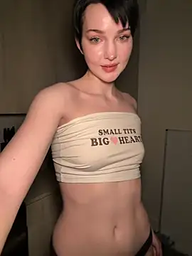 BlueHoneyBaby online show from September 9, 2025, 4:11 am