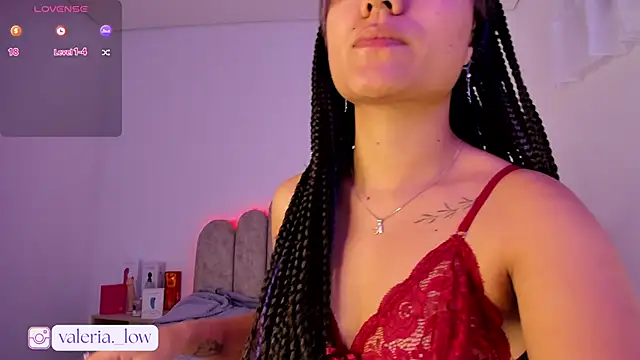 nahia low online show from October 8, 2025, 1:07 am