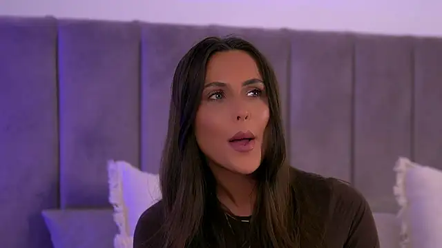 Snapshot of AnaisBellas chatting on September 28, 2025, 8:16 pm AnaisBellas online show from September 28, 2025, 8:16 pm