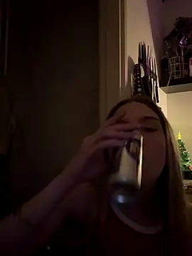 VeraSerephina online show from December 13, 2025, 8:26 pm