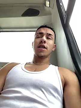 Snapshot of IanValencia_ chatting on March 14, 2025, 7:34 pm IanValencia online show from March 14, 2025, 7:34 pm