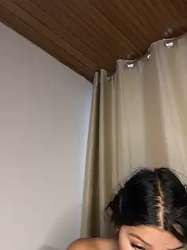 Snapshot of AgathaGeorgiou chatting on September 18, 2025, 10:13 pm AgathaGeorgiou online show from September 18, 2025, 10:13 pm