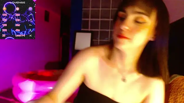 collette beaufoy  online show from February 8, 2025, 2:04 am
