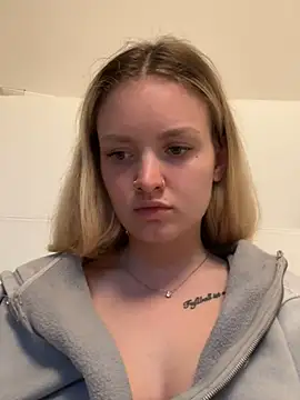 mariemelissah online show from February 23, 2025, 6:34 pm