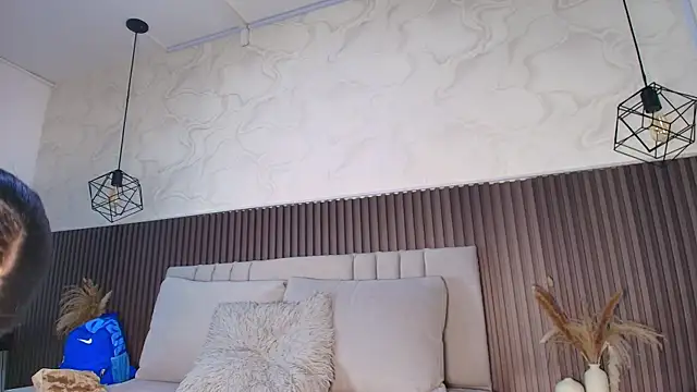 SHANONCLARK online show from February 21, 2026, 11:01 am