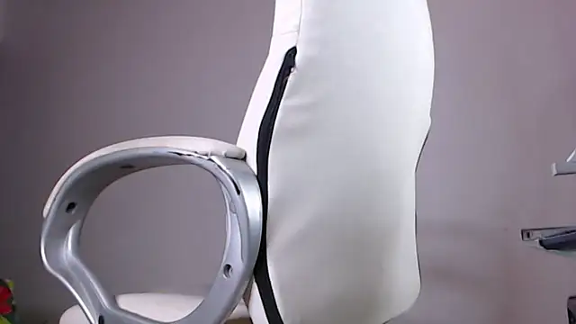 taylor cruz online show from October 16, 2025, 3:37 am