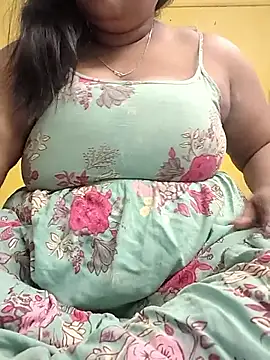 flamingoss online show from January 18, 2026, 7:50 pm