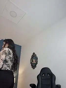 Snapshot of Ellie_Jhonson__ chatting on September 30, 2025, 10:27 pm Ellie Jhonson online show from September 30, 2025, 10:27 pm