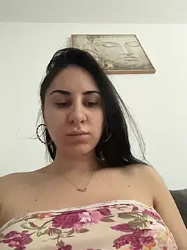 Snapshot of JenniferEdith chatting on February 22, 2025, 8:18 am JenniferEdith online show from February 22, 2025, 8:18 am