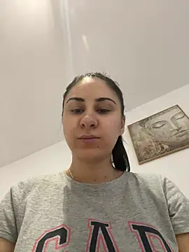 Snapshot of JenniferEdith chatting on February 7, 2025, 8:55 am JenniferEdith online show from February 7, 2025, 8:55 am