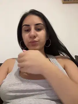 Snapshot of JenniferEdith chatting on December 28, 2024, 2:21 pm JenniferEdith online show from December 28, 2024, 2:21 pm