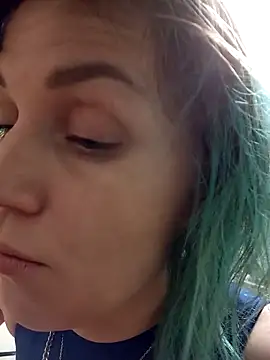 Snapshot of Linda_Gregory chatting on February 24, 2026, 11:27 pm Linda Gregory online show from February 24, 2026, 11:27 pm