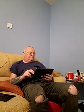 FriendlyDave online show from March 16, 2025, 10:09 pm