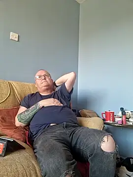 FriendlyDave online show from March 16, 2025, 4:01 pm