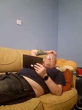 FriendlyDave online show from March 18, 2025, 9:53 pm