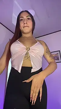 jesica  simpson online show from November 7, 2025, 1:15 pm