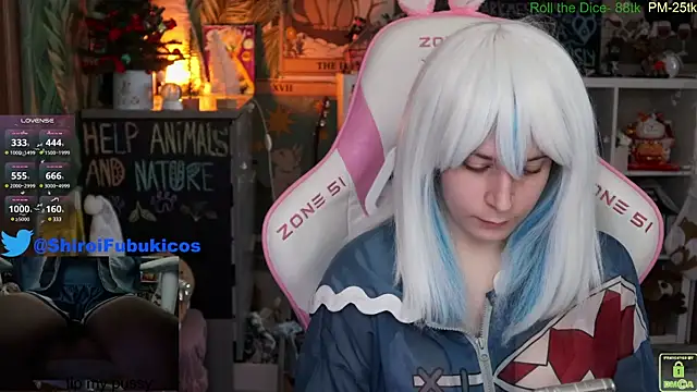 ShiroiFubuki online show from December 18, 2024, 12:07 pm