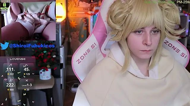 ShiroiFubuki online show from December 5, 2024, 10:39 am
