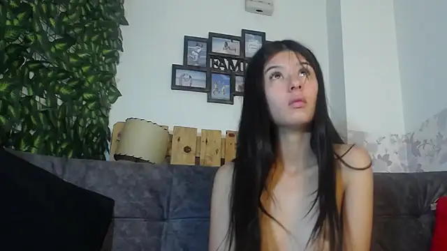 renata allen online show from February 11, 2025, 6:01 pm
