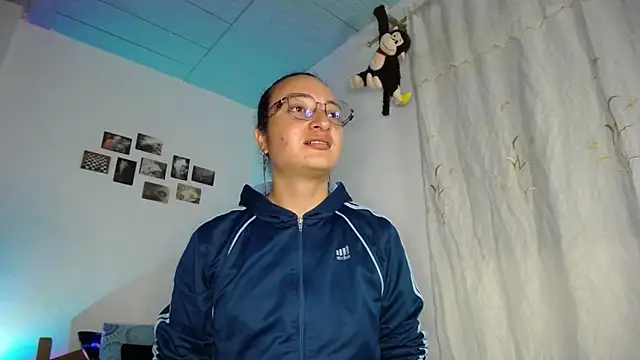 monkeywillwhite online show from February 18, 2026, 2:53 am