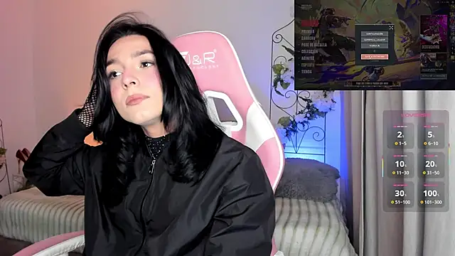 Snapshot of Jiggly__ chatting on September 22, 2025, 11:44 pm Jiggly online show from September 22, 2025, 11:44 pm