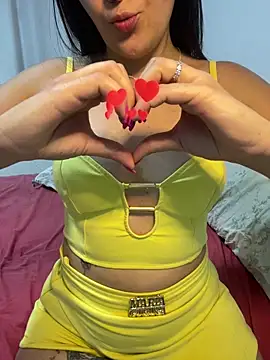 lupyta20 online show from December 20, 2024, 4:42 am