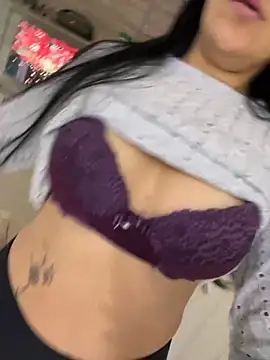 lupyta20 online show from September 24, 2025, 6:03 pm