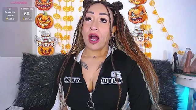 Snapshot of luna_sofia69 chatting on October 13, 2025, 12:18 pm luna sofia69 online show from October 13, 2025, 12:18 pm