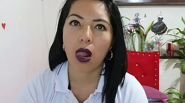 Mariana collins99 online show from February 7, 2025, 3:23 am