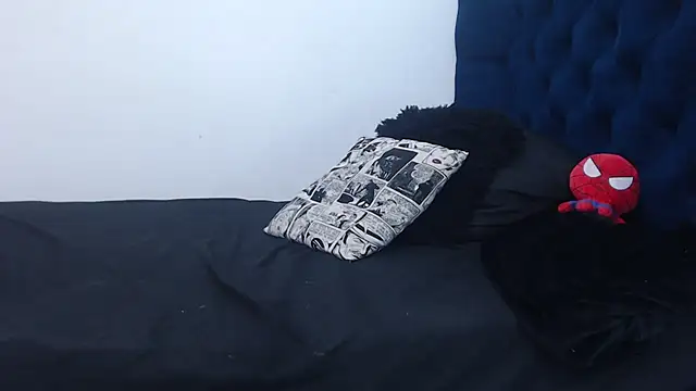 queenofwetqueens online show from December 28, 2024, 3:48 pm