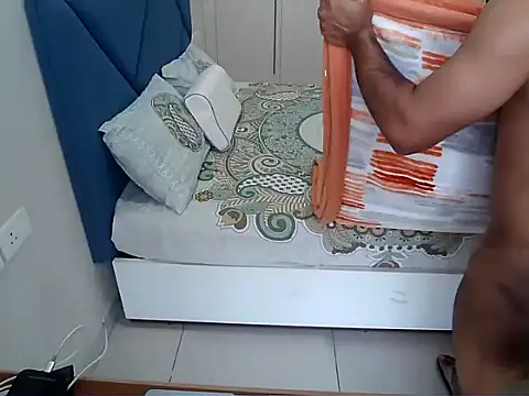 insanefreak69 online show from March 10, 2026, 2:59 am