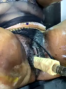 Snapshot of JuicyEve chatting on October 30, 2025, 3:09 pm JuicyEve online show from October 30, 2025, 3:09 pm