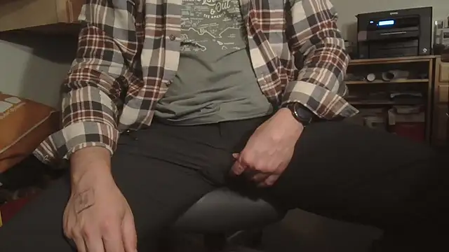 Snapshot of uncuthubs chatting on October 4, 2025, 6:26 am uncuthubs online show from October 4, 2025, 6:26 am