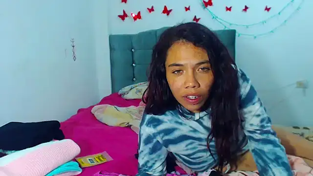 AmaraRoberts420 online show from January 16, 2025, 2:41 am