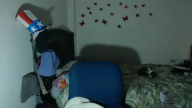 Snapshot of AmaraRoberts420 chatting on September 28, 2025, 4:52 am AmaraRoberts420 online show from September 28, 2025, 4:52 am