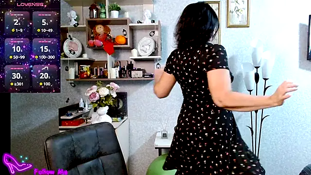 Snapshot of BeatriksS chatting on September 28, 2025, 3:52 pm BeatriksS online show from September 28, 2025, 3:52 pm