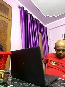 Snapshot of Dick_6inches chatting on October 8, 2025, 1:45 pm Dick 6inches online show from October 8, 2025, 1:45 pm