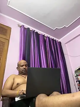 Snapshot of Dick_6inches chatting on October 18, 2025, 2:19 pm Dick 6inches online show from October 18, 2025, 2:19 pm