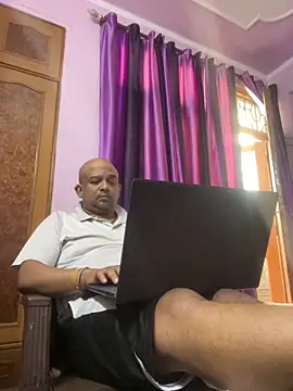 Snapshot of Dick_6inches chatting on October 11, 2025, 3:07 am Dick 6inches online show from October 11, 2025, 3:07 am