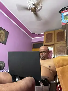 Snapshot of Dick_6inches chatting on June 27, 2026, 12:22 pm Dick 6inches online show from June 27, 2026, 12:22 pm