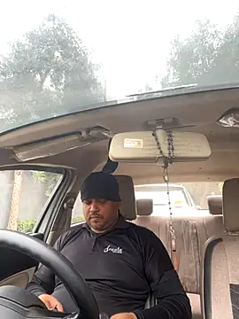 Snapshot of Dick_6inches chatting on October 28, 2025, 4:35 am Dick 6inches online show from October 28, 2025, 4:35 am