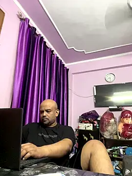 Snapshot of Dick_6inches chatting on October 15, 2025, 2:58 pm Dick 6inches online show from October 15, 2025, 2:58 pm