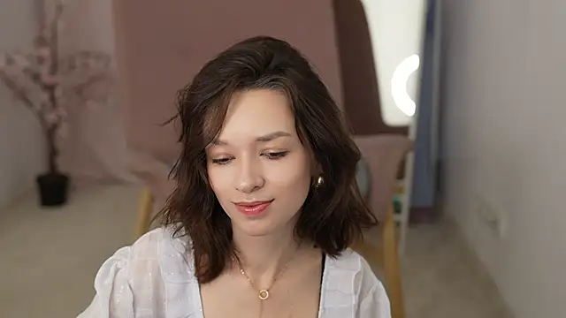 Snapshot of VivianLy_ chatting on January 26, 2025, 8:03 am VivianLy  online show from January 26, 2025, 8:03 am