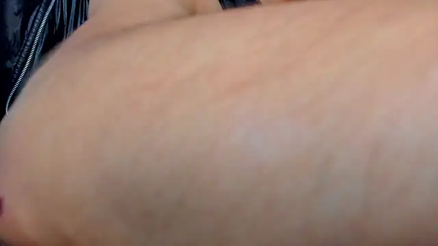 Snapshot of Tommy_Bred chatting on September 16, 2025, 7:37 pm Tommy Bred online show from September 16, 2025, 7:37 pm